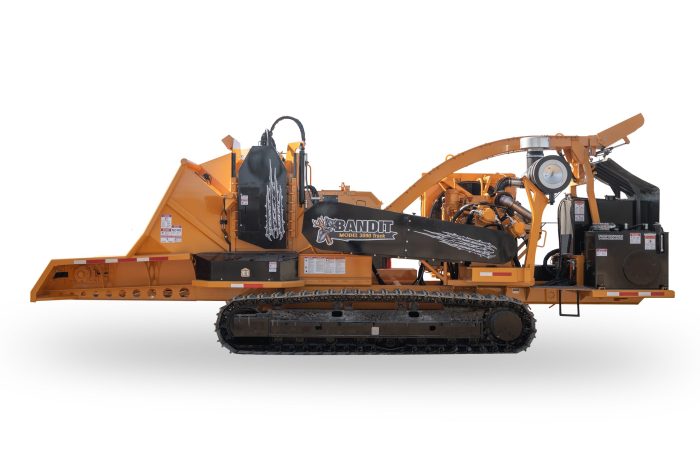Bandit 3090 tree chipper | powerful and versatile chipper for large-scale wood processing.