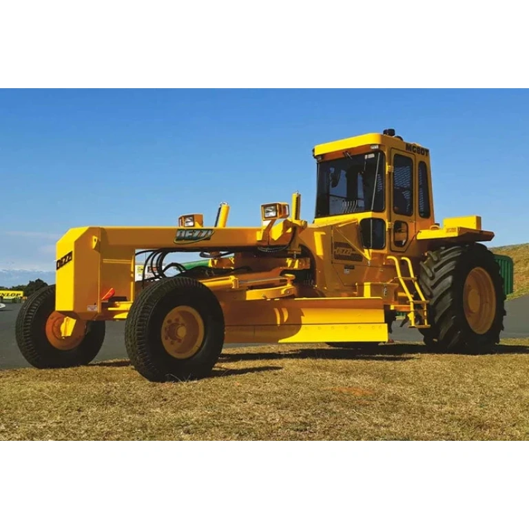 Dezzi MG80T Grader | for leveling and maintaining roads, driveways, and other surfaces.